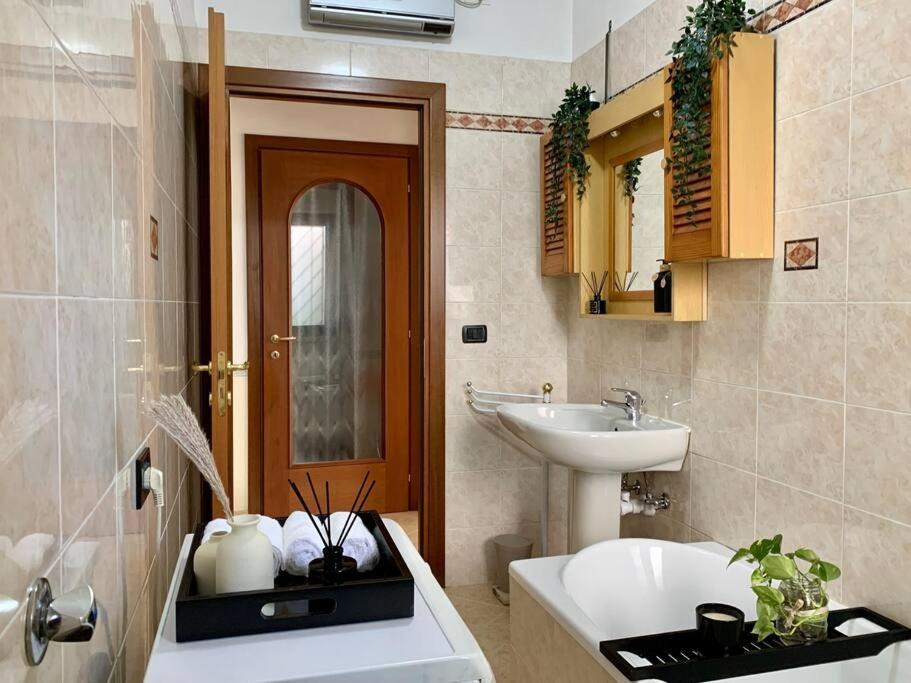 Appartamento Indipendente A Mirafiori Sud Torino Exterior foto